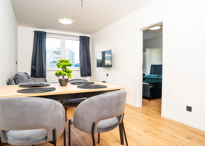 Luxapartment L Kriva Lägenhet *